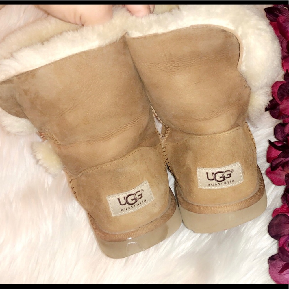 Ugg Chestnut Short Bailey Button Boot - image 6